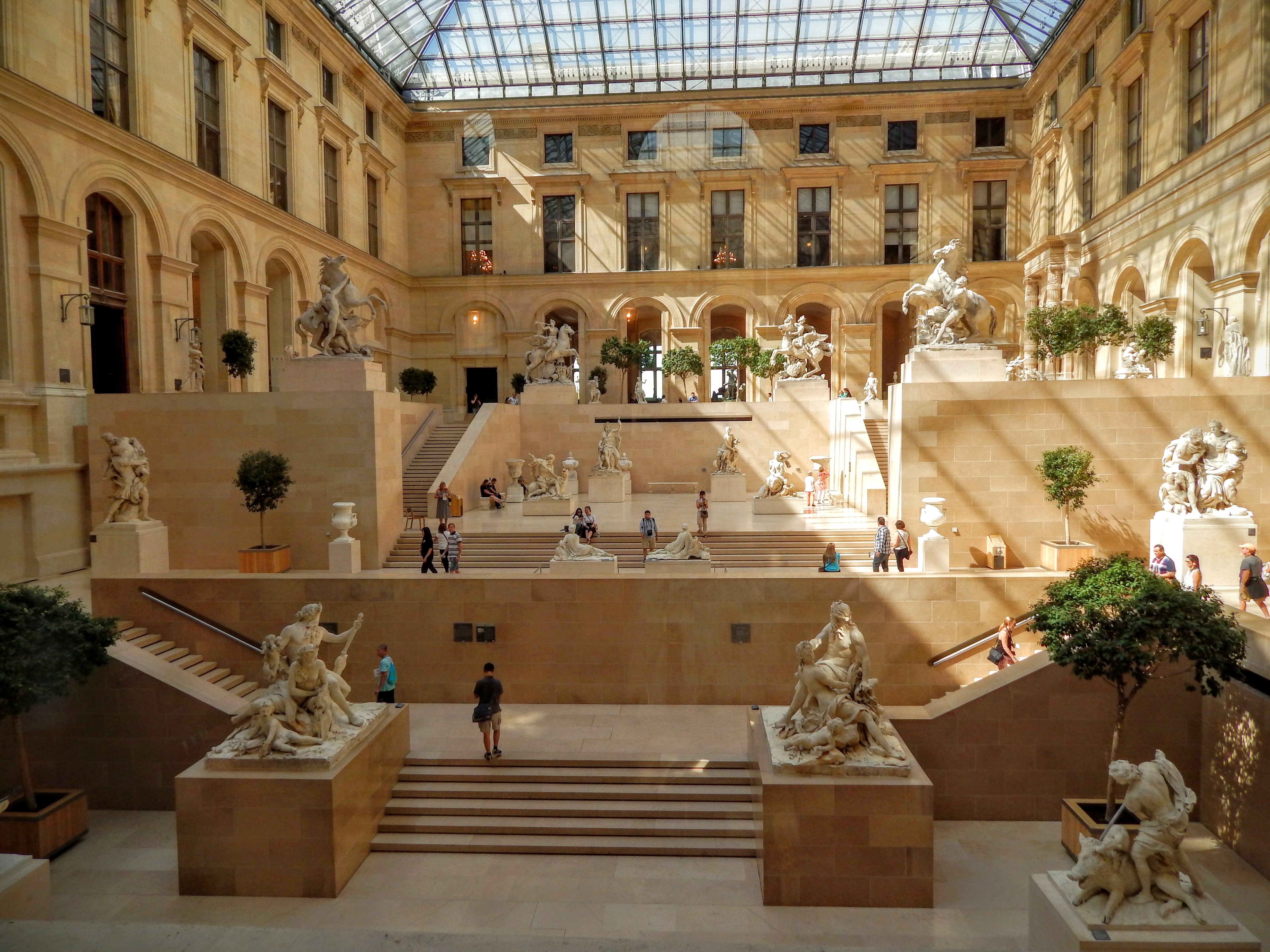 Louvre