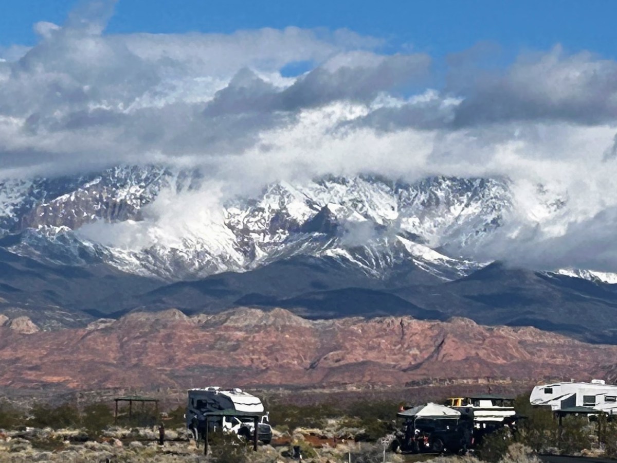 Spring in Utah – Running from the mountain&nbsp;snow!
